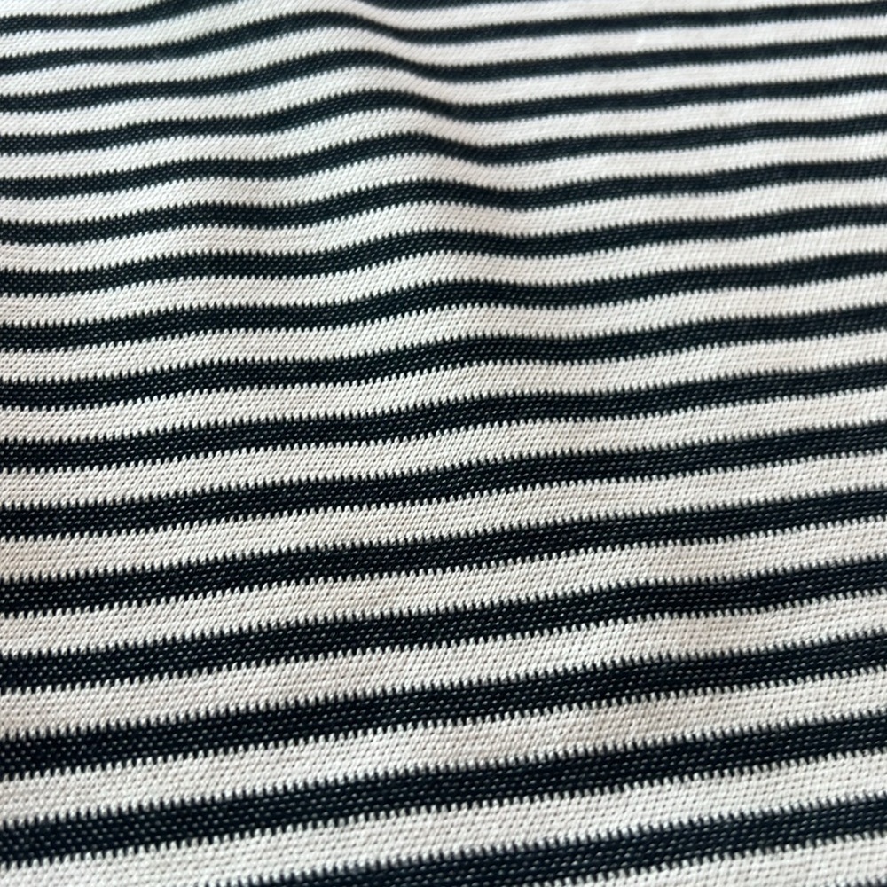 Women’s striped skirt, black and cream size large 12/14 NWT - Picture 3 of 9